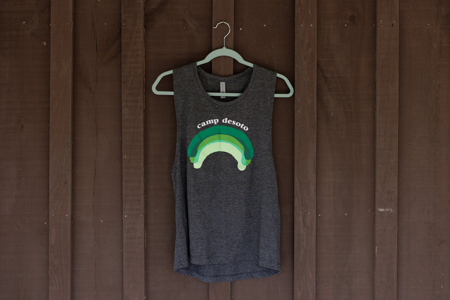 VAULT – Rainbow Tank